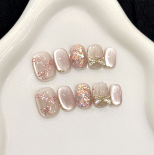 Polka Dot & Bowknot Cat Eye Short Press-On Nails